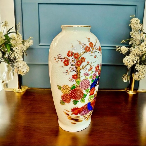 Vintage Japanese Satsuma Crackled Glaze Ceramic Vase - Picture 4 of 9